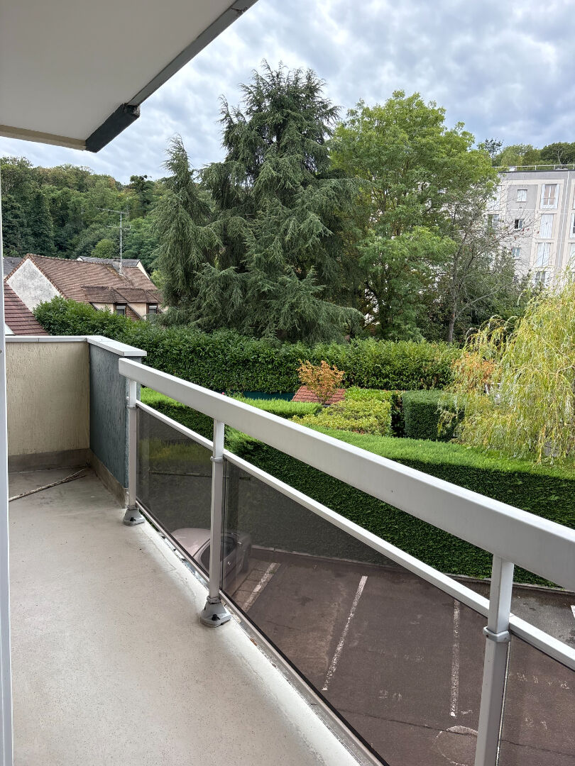 4PIECES AVEC BALCON CAVE ET PARKING EN SOUS-SOL