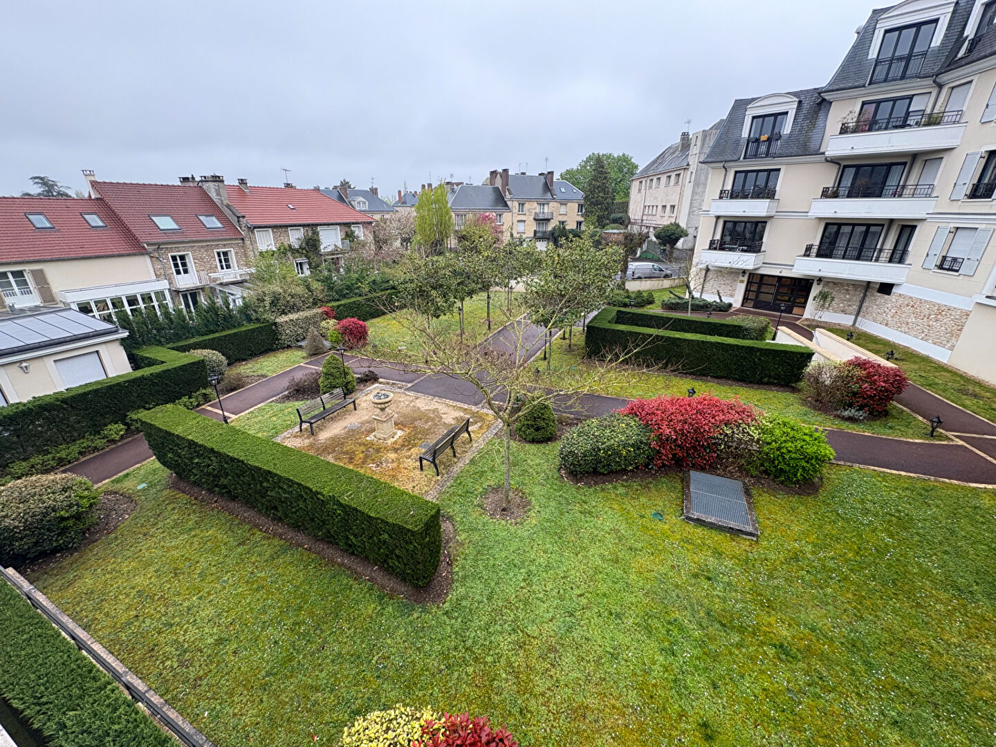 Agence immobilière de PRIO IMMOBILIER - PRIO IMMOBILIER Saint-Cyr-l'École