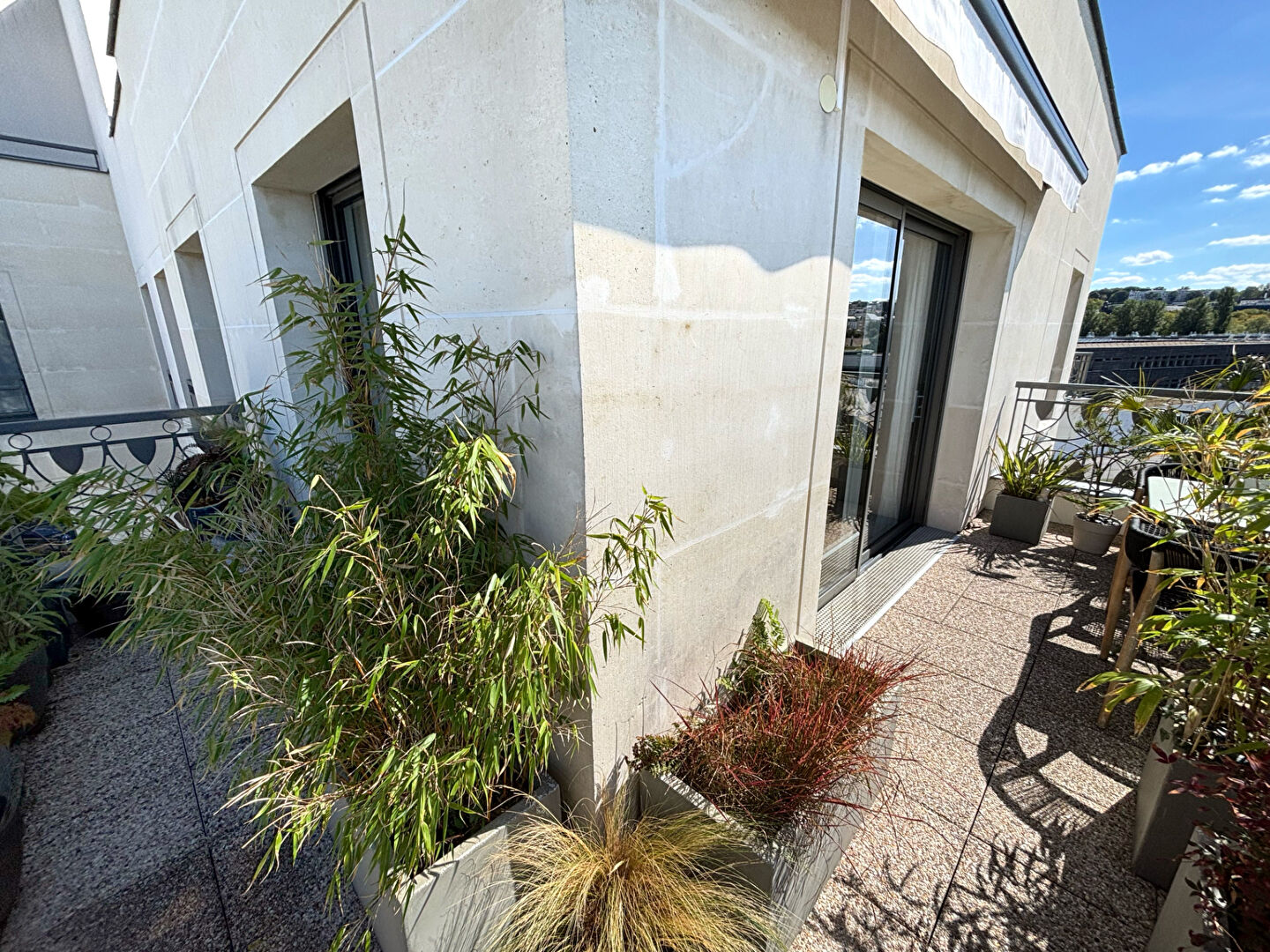 Agence immobilière de PRIO IMMOBILIER - PRIO IMMOBILIER Saint-Cyr-l'École