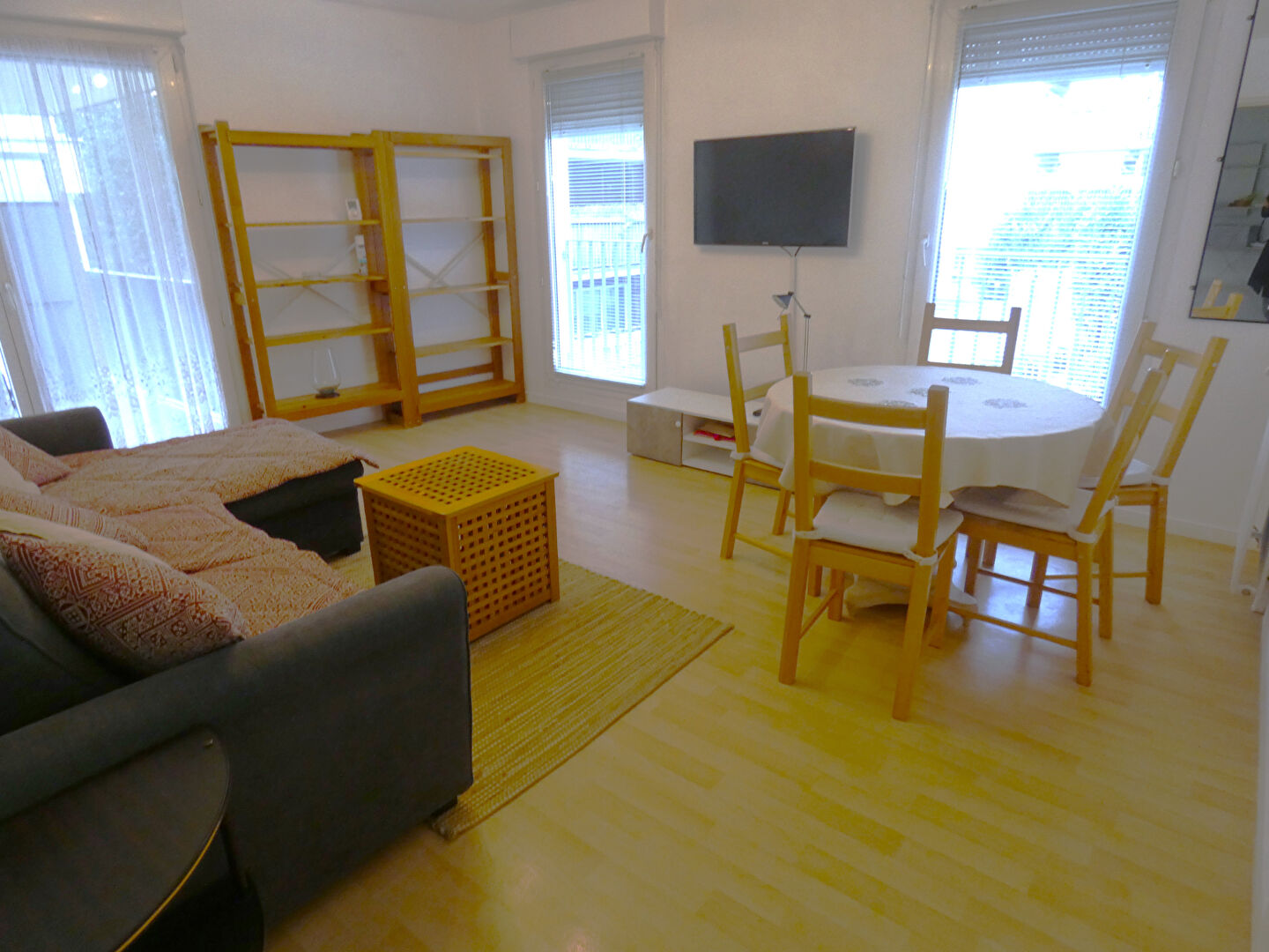 Photo 3 Pièces  64m² meublé image 2/6