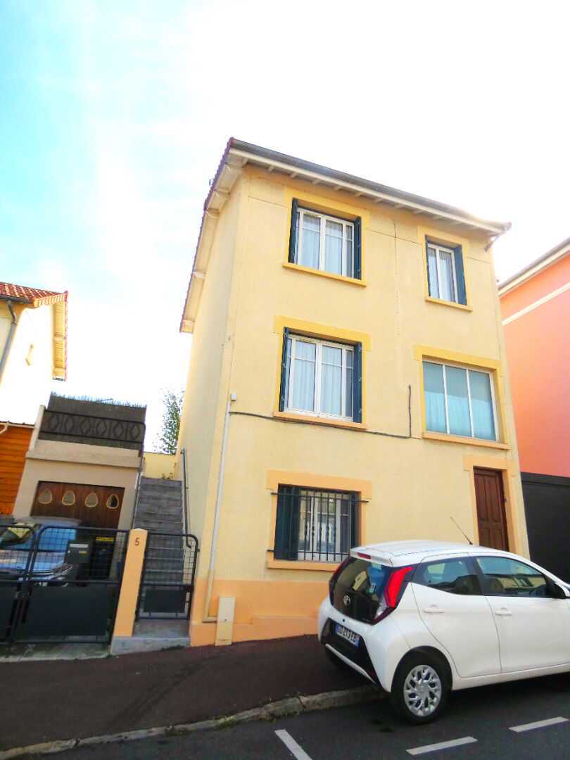 Photo Maison 120m² bas Mont Valerien image 3/6