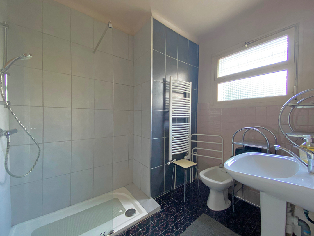 Photo Appartement de 97,71 m² avec terrasse et jardin privé. image 5/6