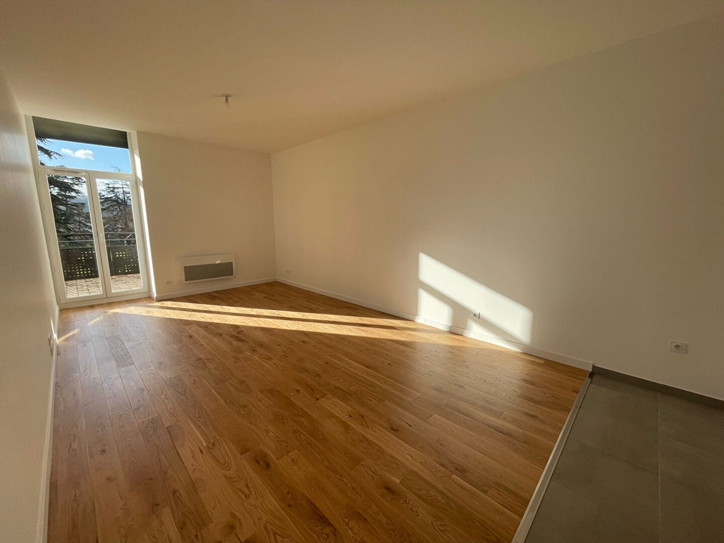 Photo Plateau brut à aménager - 62 m2 image 5/6