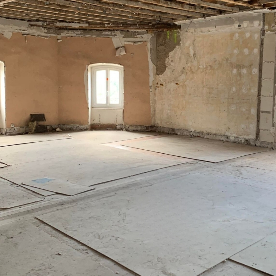 Photo T4 duplex plateau brut à aménager - 90.55 m² image 2/6