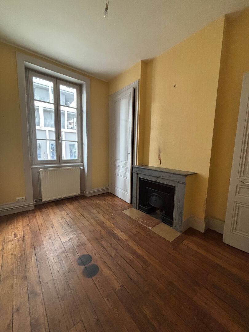 Photo Appartement à rénover - 58.60 m2 image 2/5