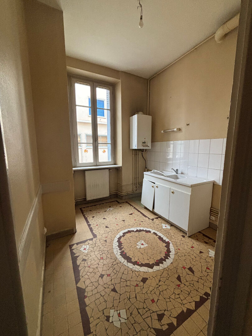 Photo Appartement à rénover - 58.60 m2 image 4/5