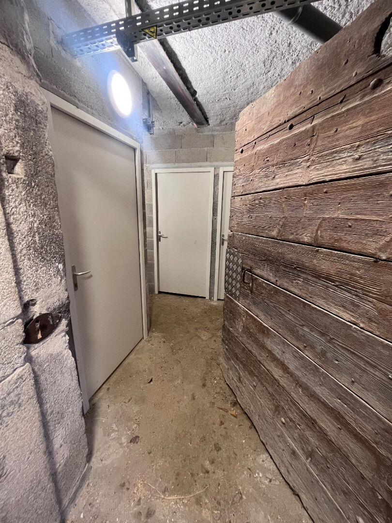 Photo Cave à Vendre image 1/6