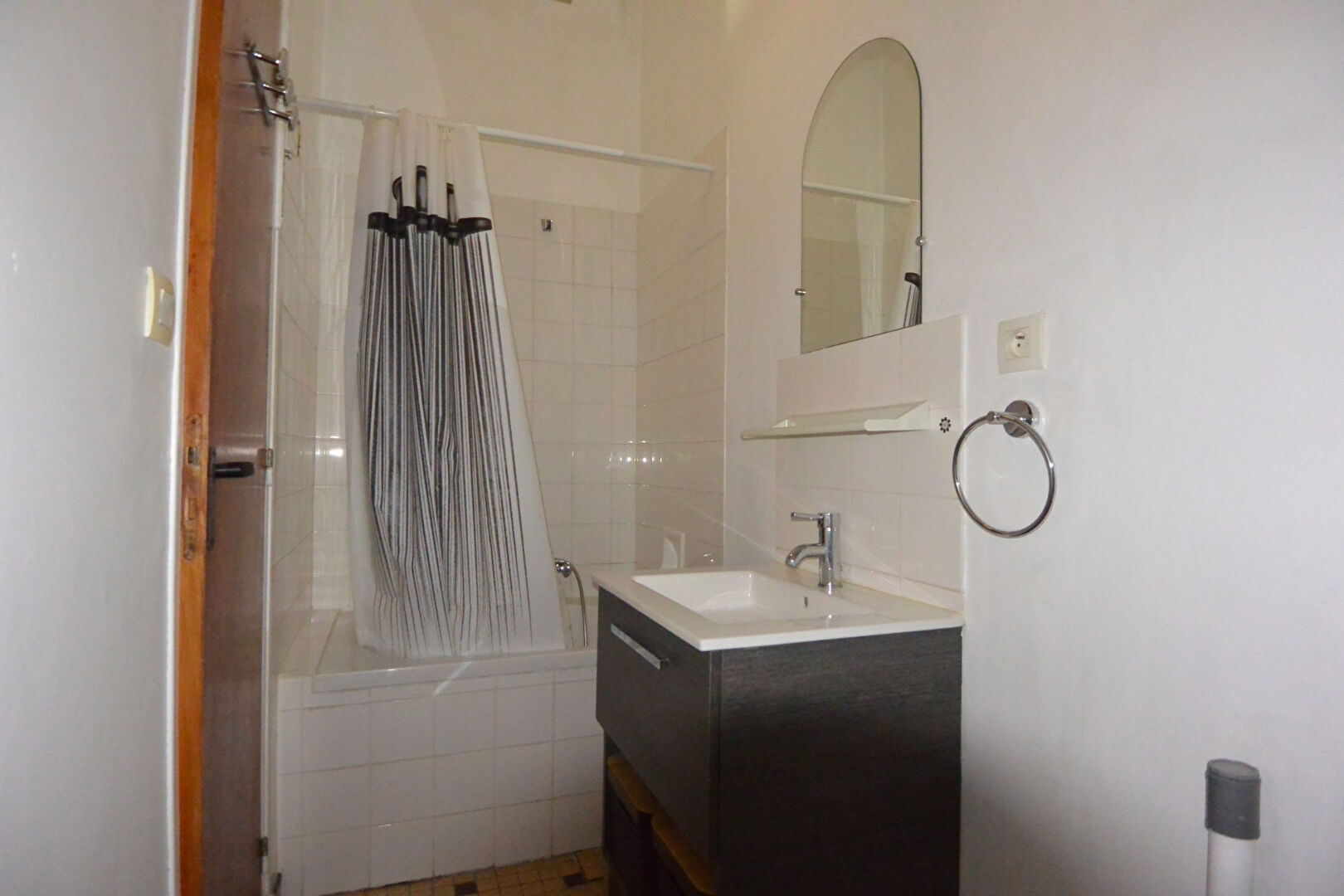 Photo BORDEAUX -  VICTOIRE - T1 image 3/3