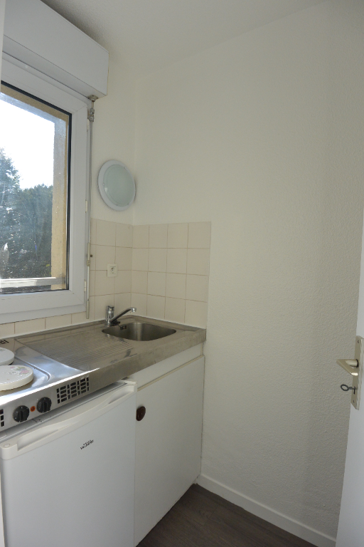 Photo T1 + PKG BORDEAUX - 1 pièce(s) - image 4/5