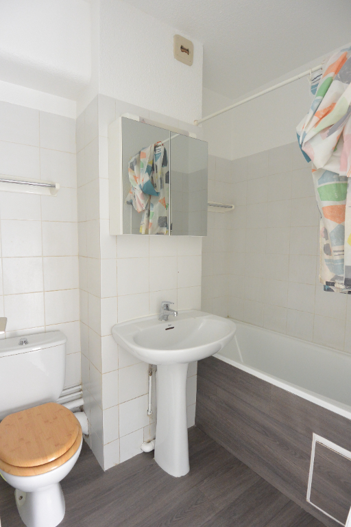 Photo T1 + PKG BORDEAUX - 1 pièce(s) - image 5/5