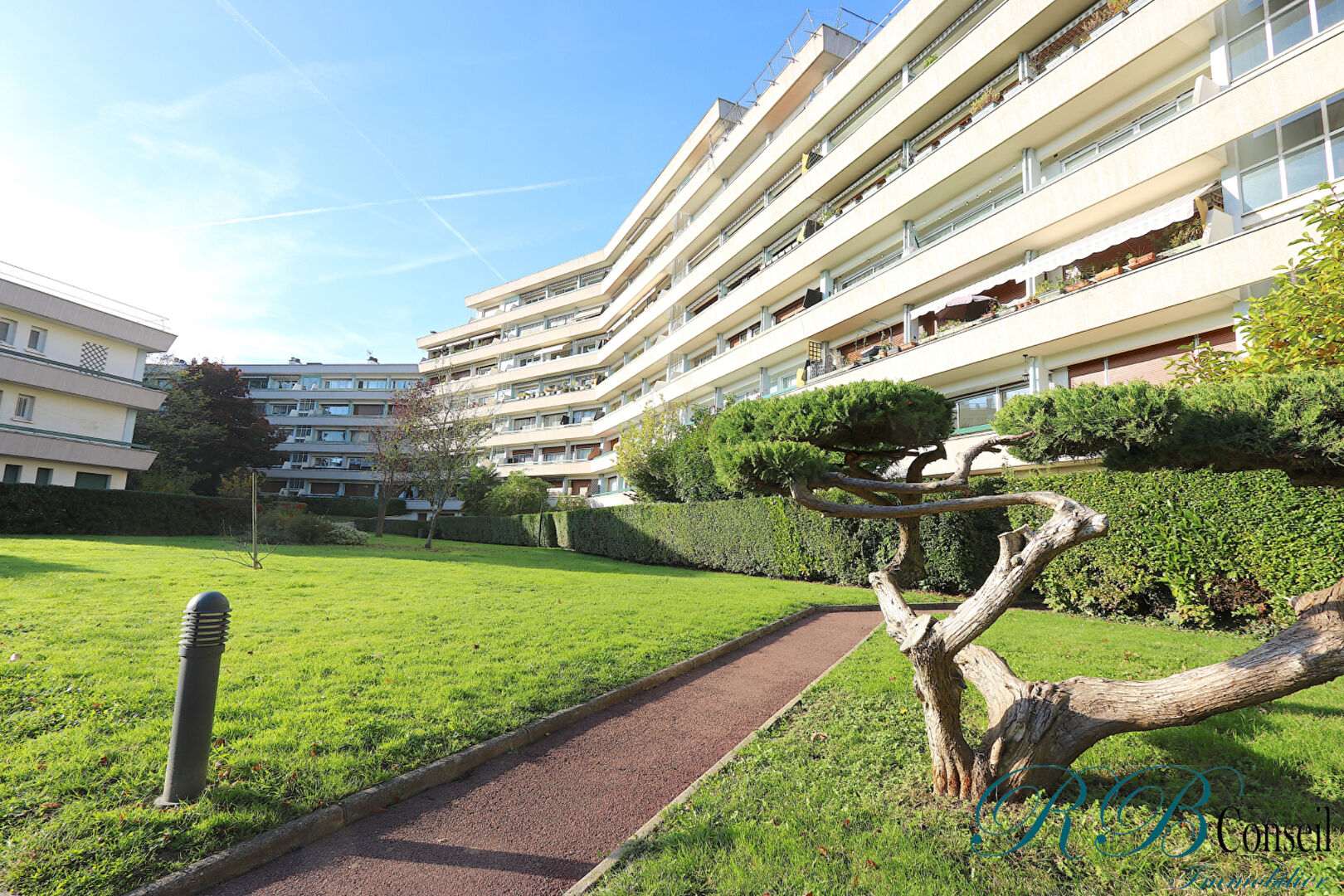 Appartement Chatenay Malabry 2 pièce(s) 60 m2