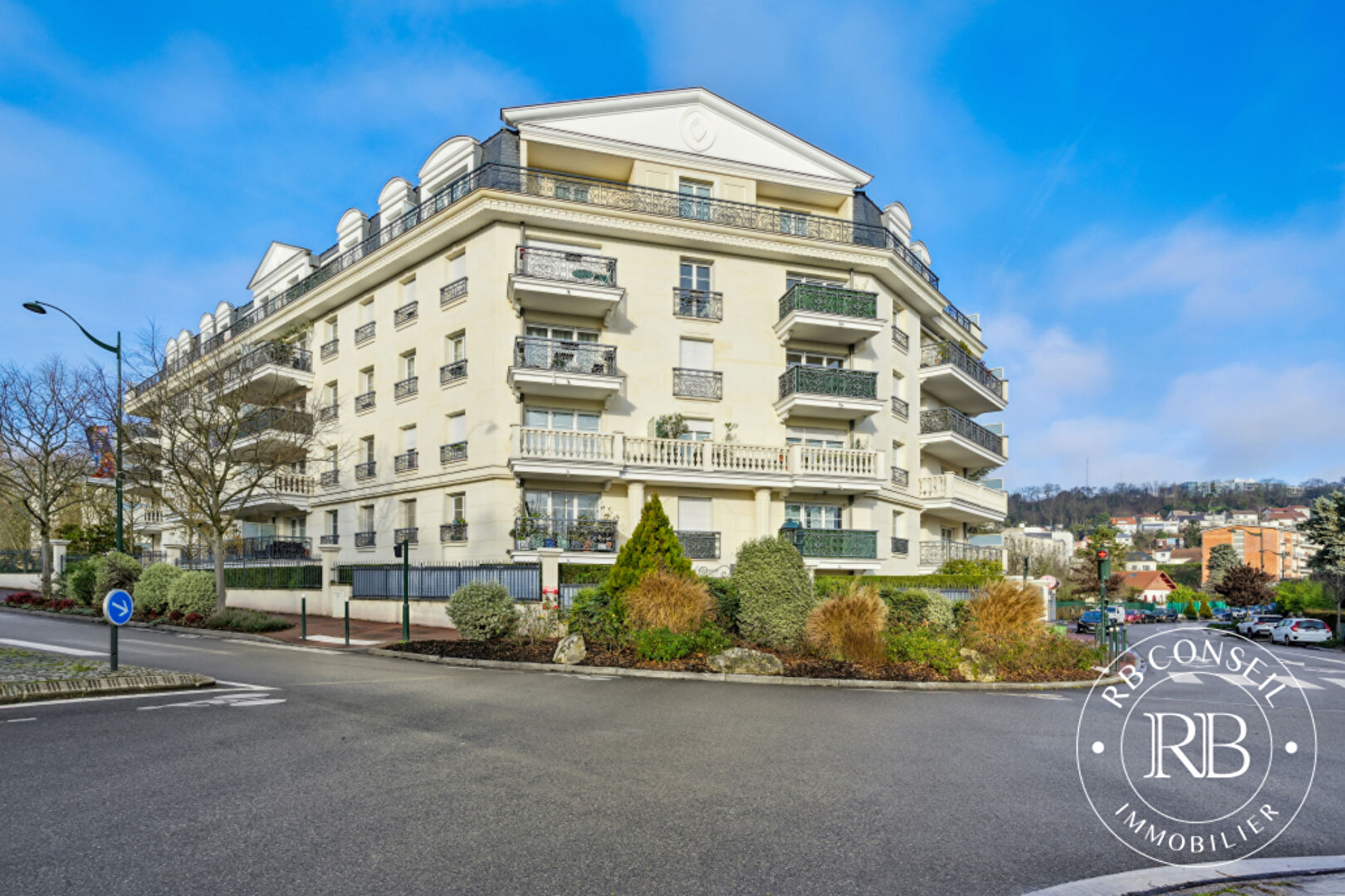 Agence immobilière de R B CONSEIL Chatenay malabry - R.B CONSEIL