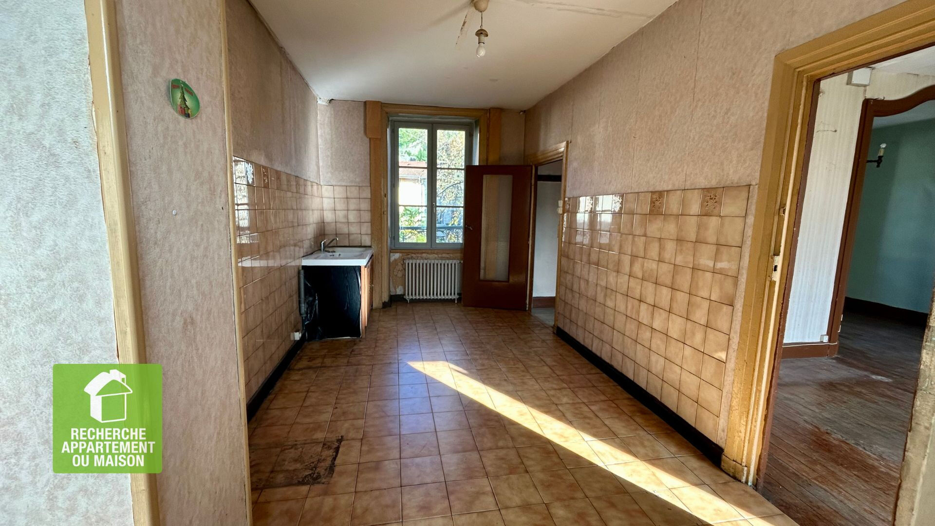 Photo Maison en plein centre de Crémieu image 4/6