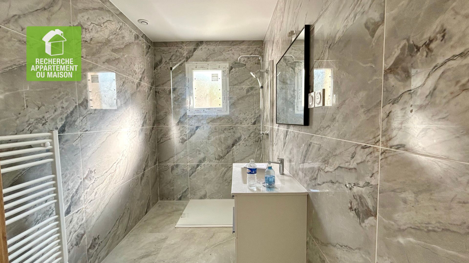 Photo Maison à louer 93m2 3 chambres image 3/6