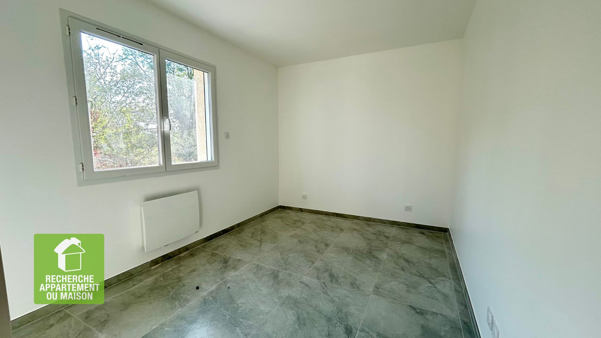 Photo Maison à louer 93m2 3 chambres image 4/6