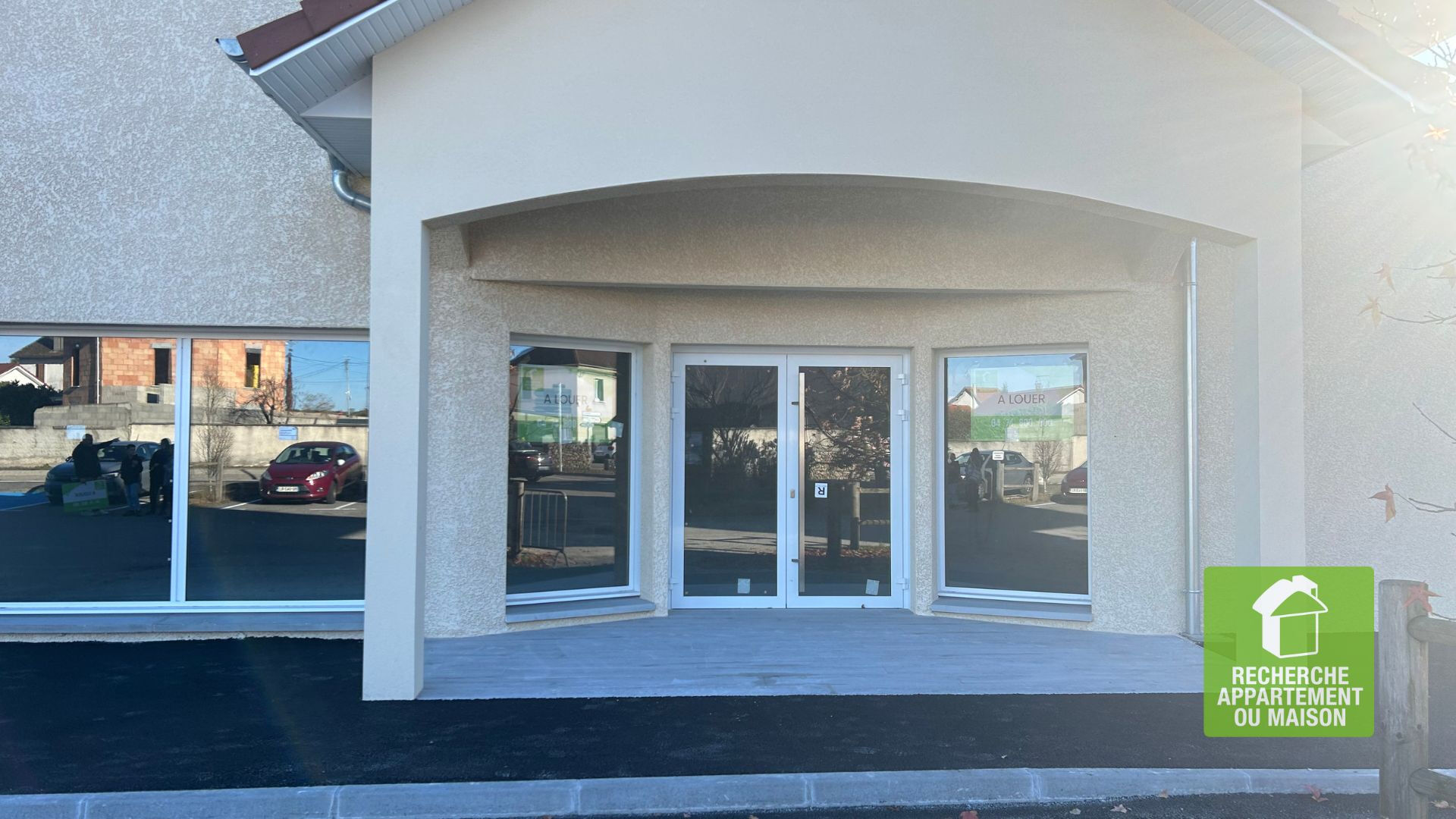 Photo Local commercial Soleymieu 60 m2 image 6/6