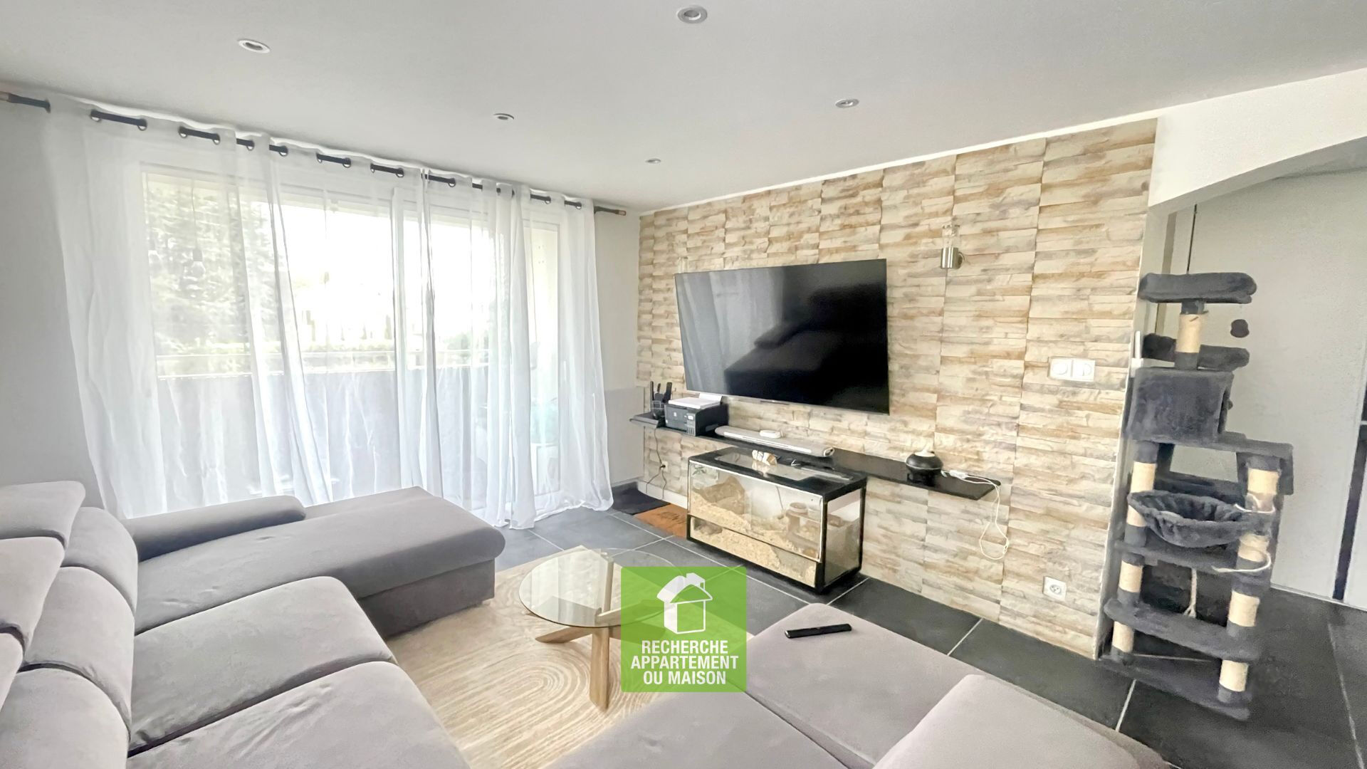 Agence immobilière de RECHERCHE APPARTEMENT OU MAISON - Crémieu