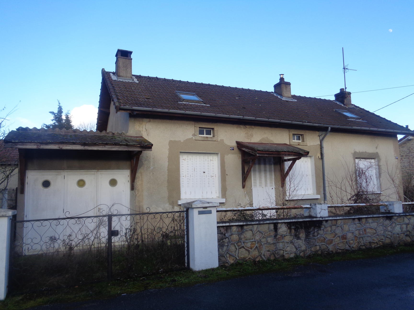 SAINT VALLIER (secteur calme) SaintVallier 71230