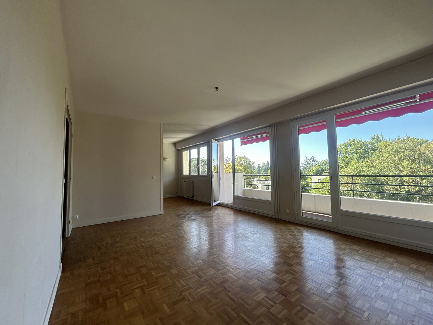 Agence immobilière de RÉGIE OUEST LYONNAIS ECULLY