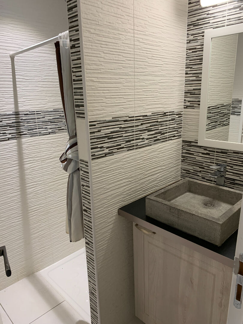 Photo Appartement Ecully 1 pièce 24.94 m² image 4/4