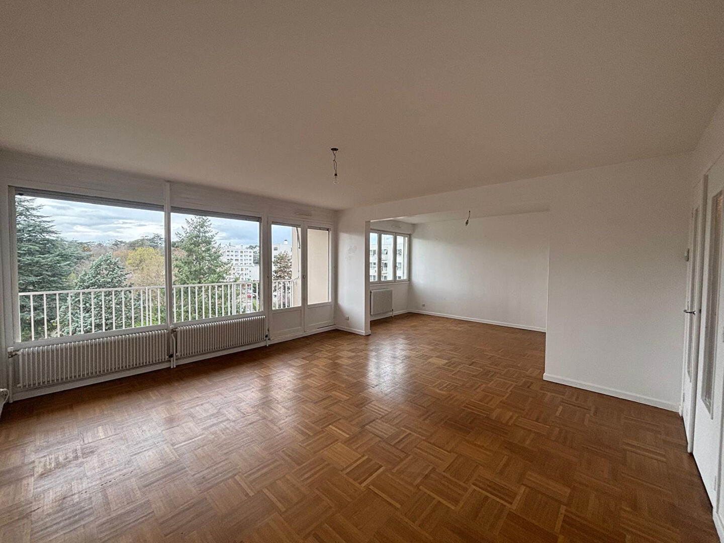 Agence immobilière de RÉGIE OUEST LYONNAIS ECULLY