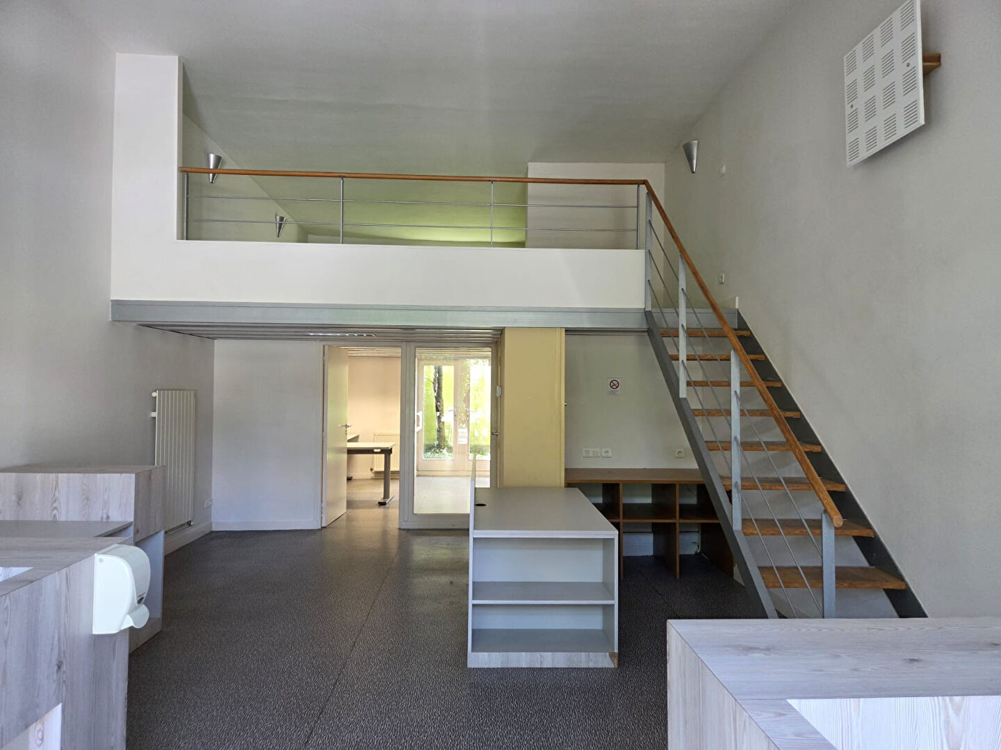 Agence immobilière de RÉGIE OUEST LYONNAIS ECULLY