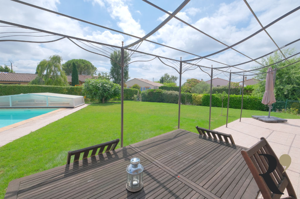 Photo Maison bioclimatique Drémil Lafage 6 pièces 176.77 m2 image 3/6