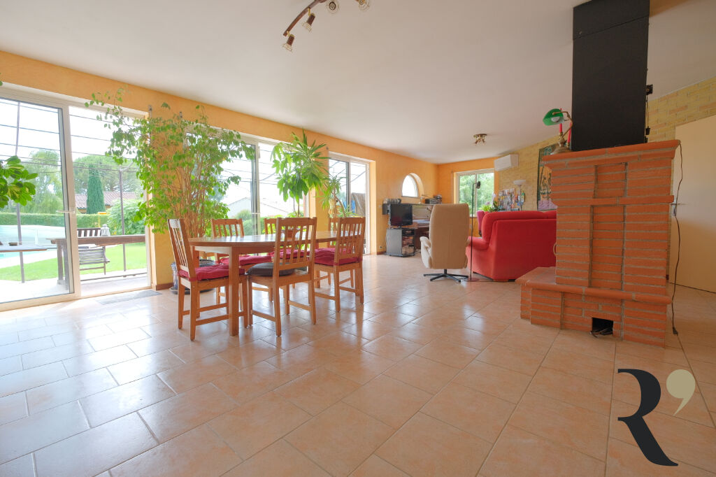 Photo Maison bioclimatique Drémil Lafage 6 pièces 176.77 m2 image 4/6