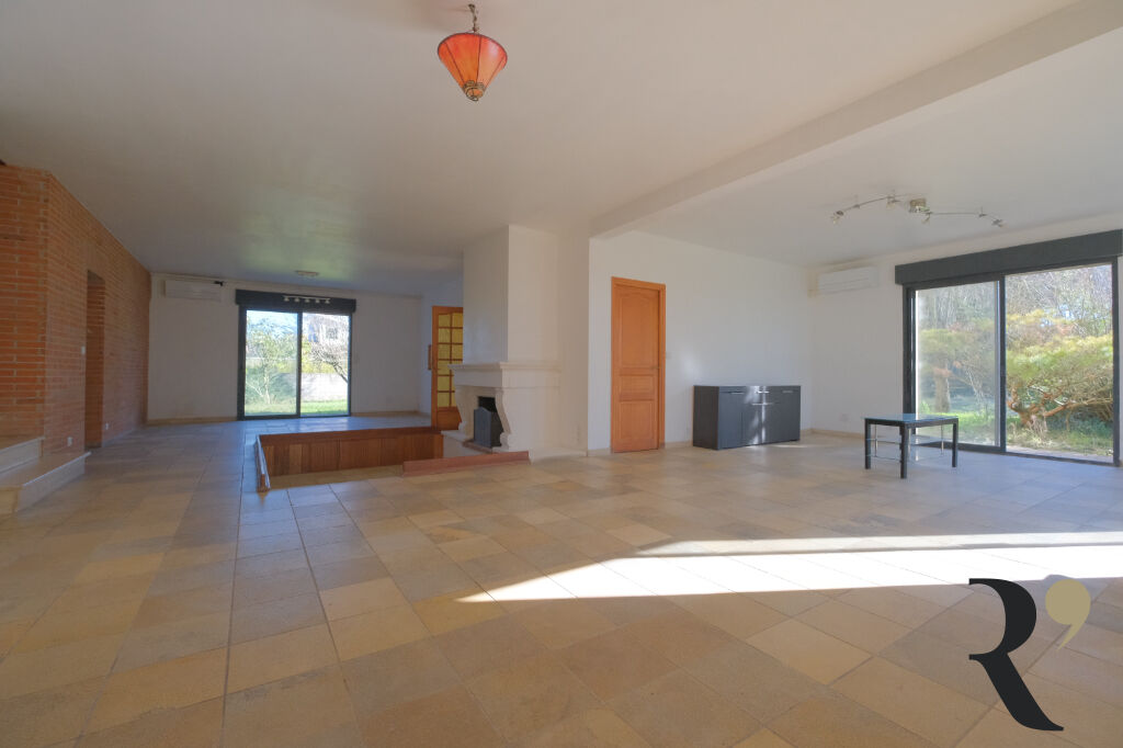 Photo Lauzerville, vue Pyrénées, 8 pièces 261 m2 image 3/6