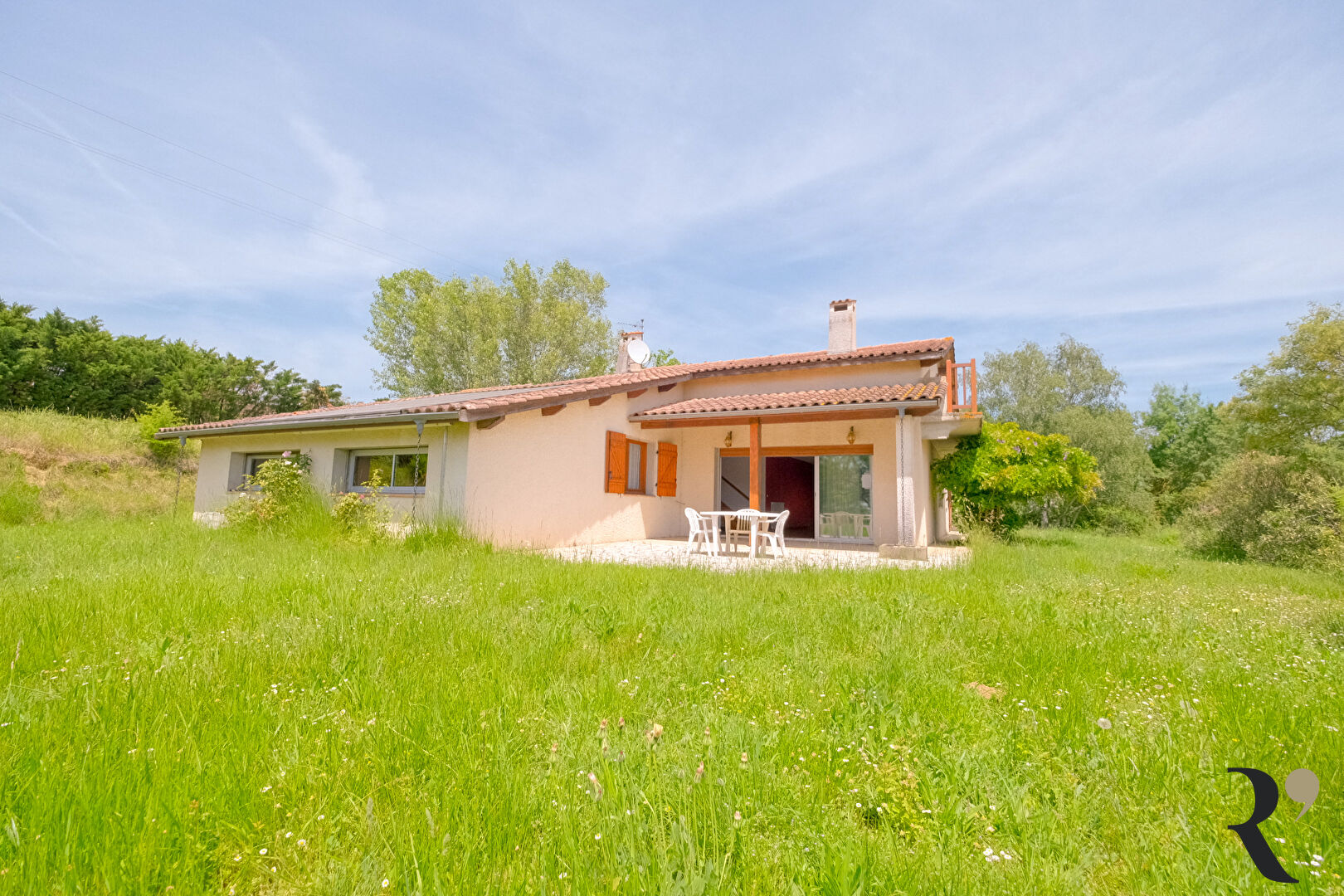 Photo Maison Aigrefeuille T6 229 m² terrain de 2200 m² avec piscine image 3/6