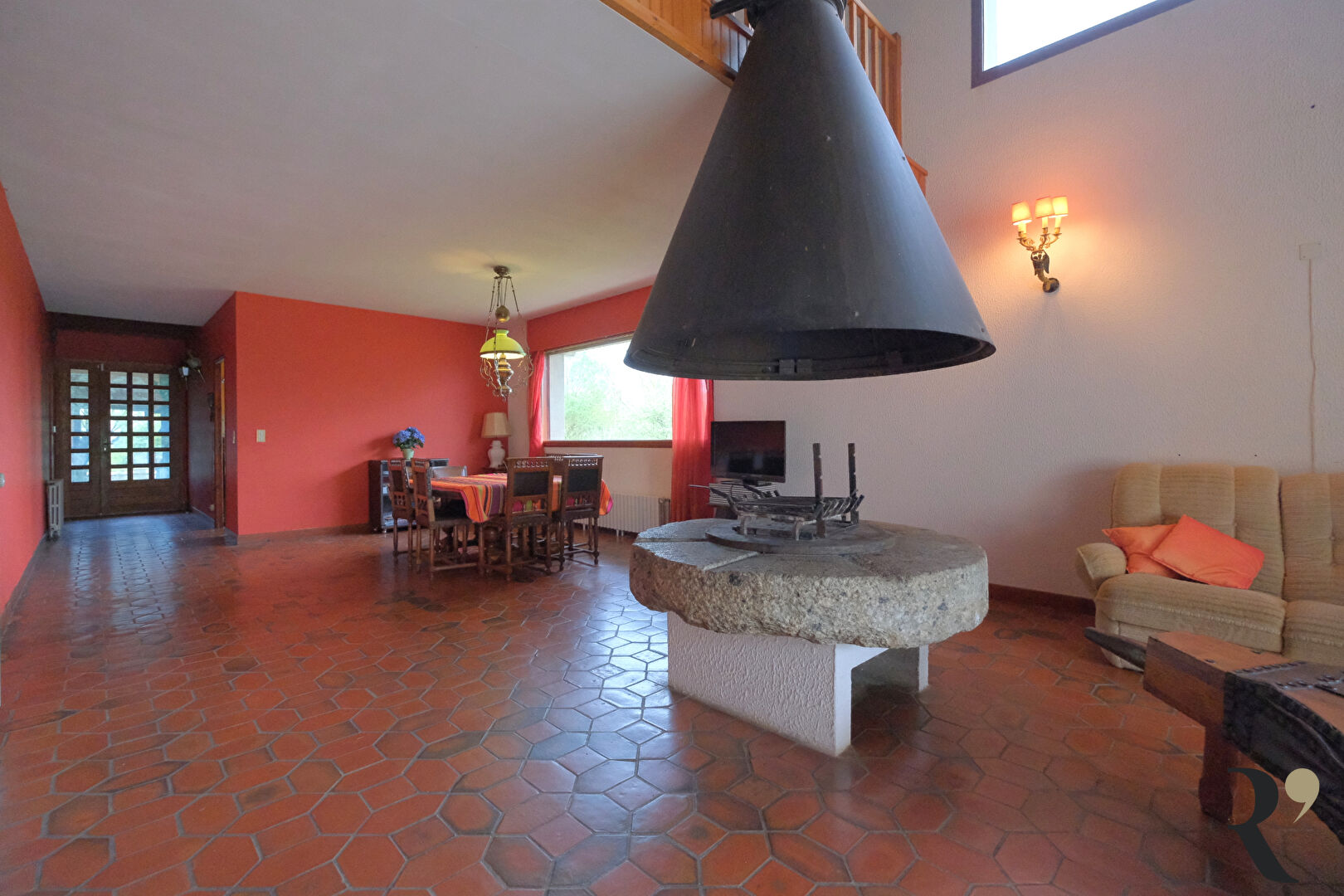 Photo Maison Aigrefeuille T6 229 m² terrain de 2200 m² avec piscine image 4/6