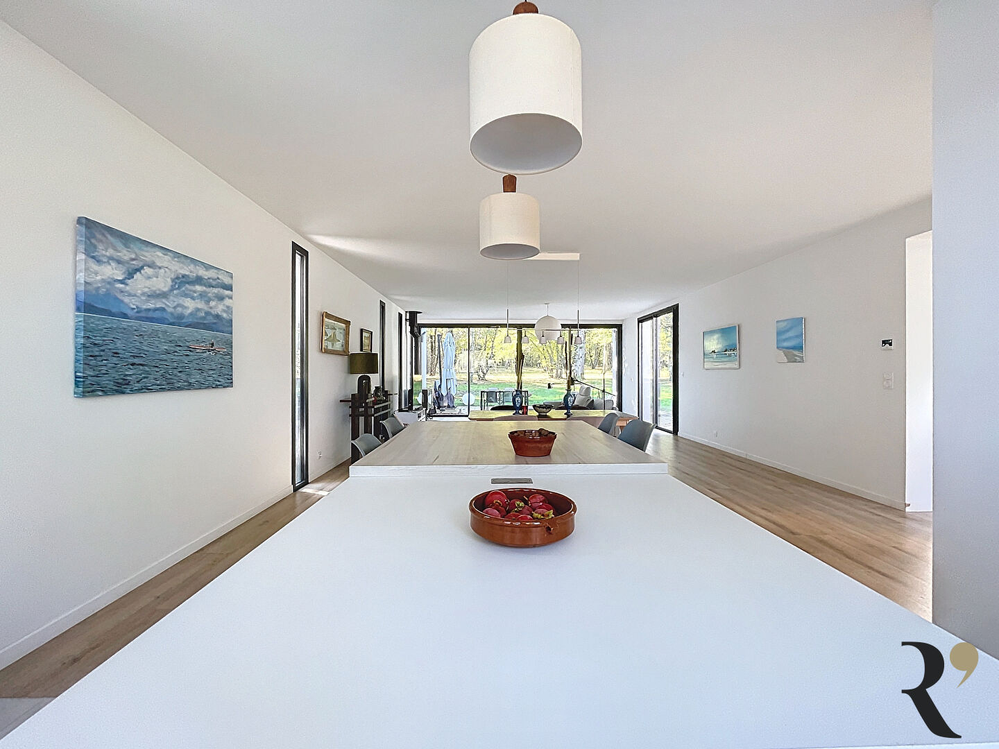 Photo Superbe maison contemporaine 5 pièces de 200m2 sur une parcelle boisée classée de 12439m2 image 5/6