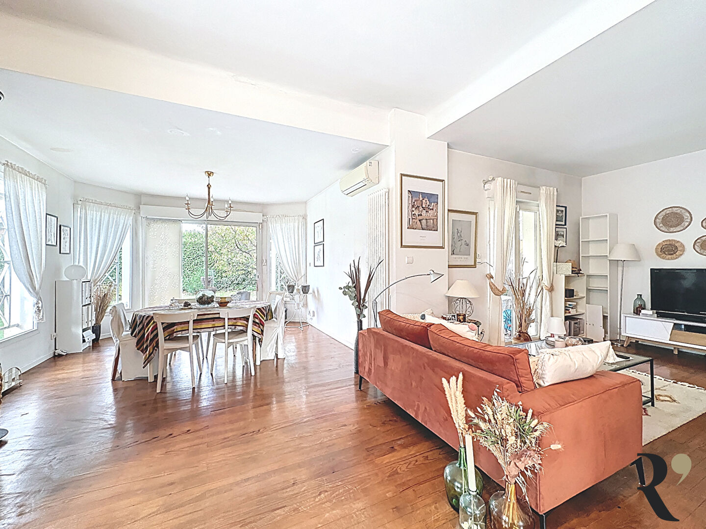 Photo Toulouse, Cote Pavée / Maison T6 de charme 153 m² avec garage et jardin ! image 3/6