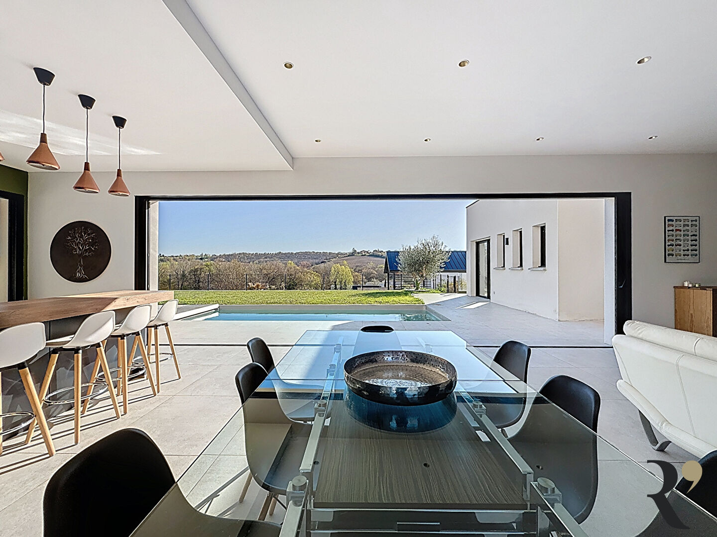 Photo Demeure de luxe 7 pièces de 228 m² Pin Balma sur une parcelle de 1315 m² avec piscine image 2/6