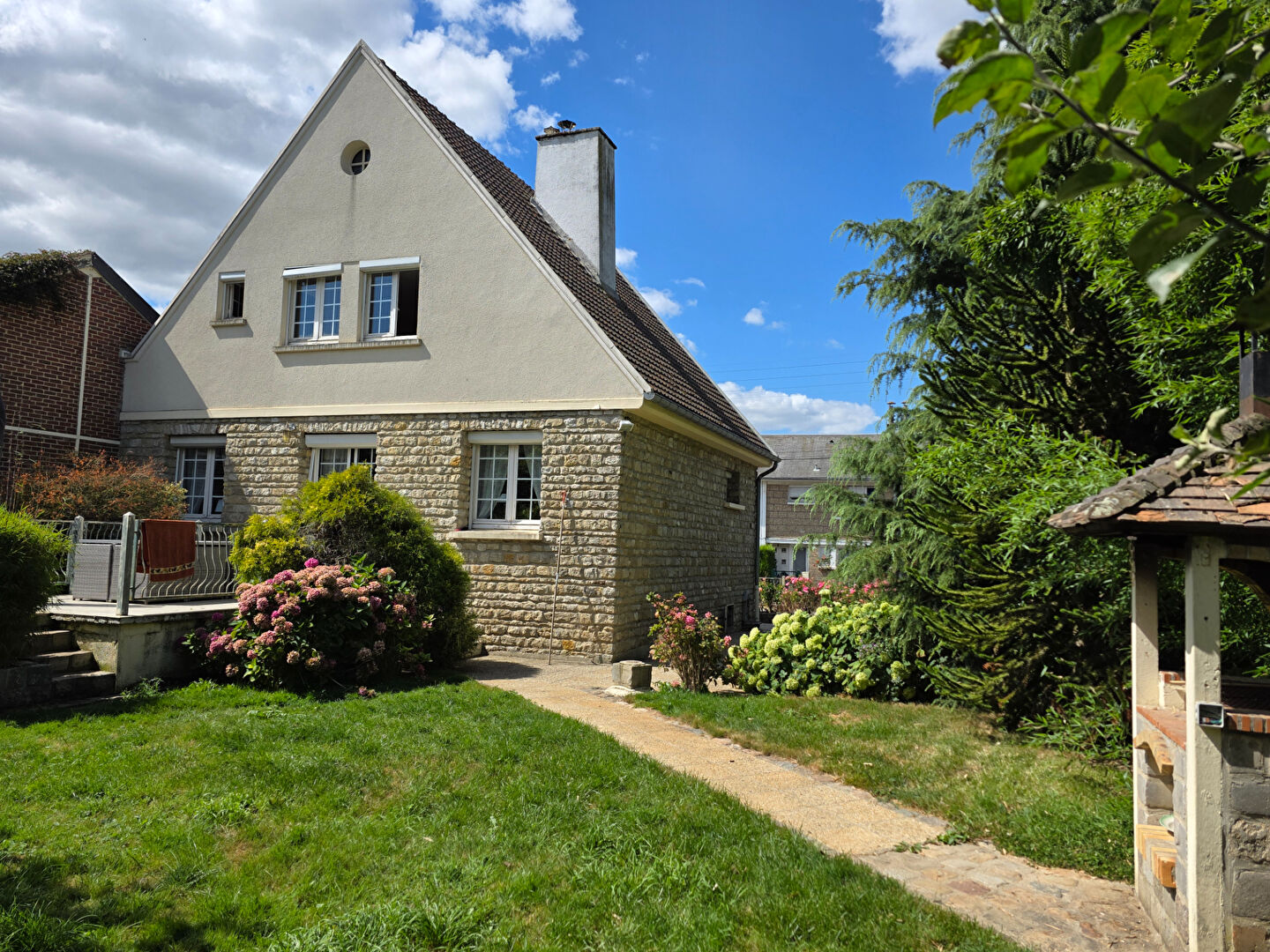 Agence immobilière de Renaissance Immobilier Houppeville - Renaissance Immobilier