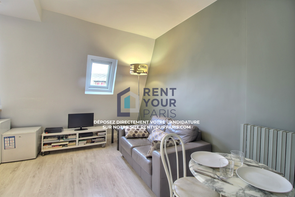 Image 1 de Location Appartement 26m2 Paris 8
