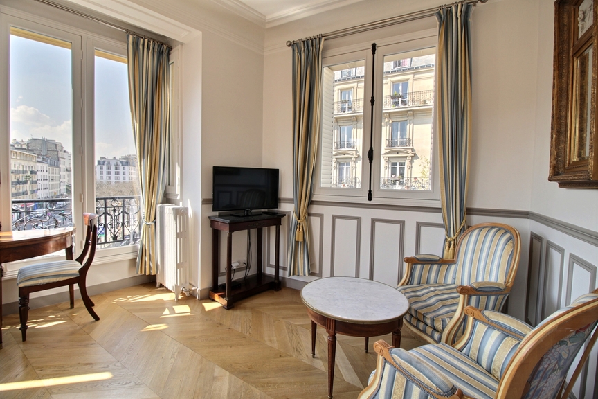 Image 2 de Location Appartement 70m2 Paris 16