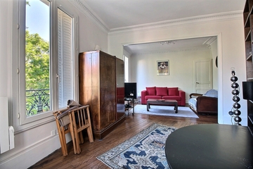 Image 2 de Location Appartement 51m2 Paris 19