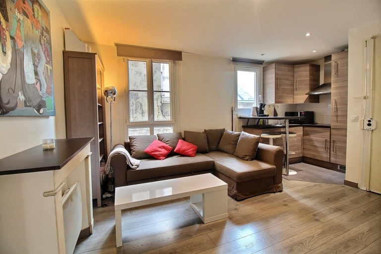 Image 1 de Location Appartement 29m2 Paris 18