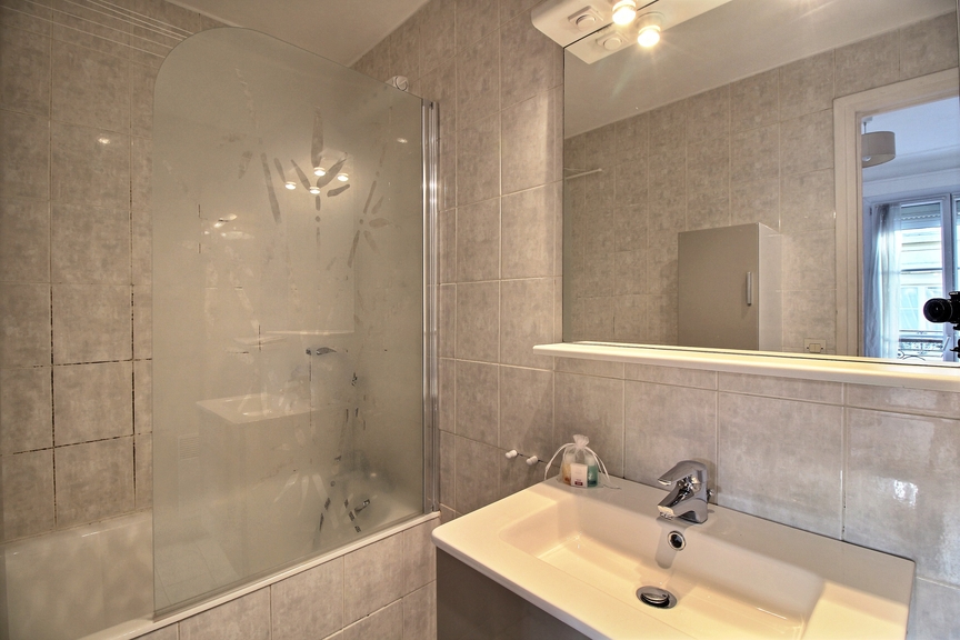 Image 2 de Location Appartement 27m2 Paris 16