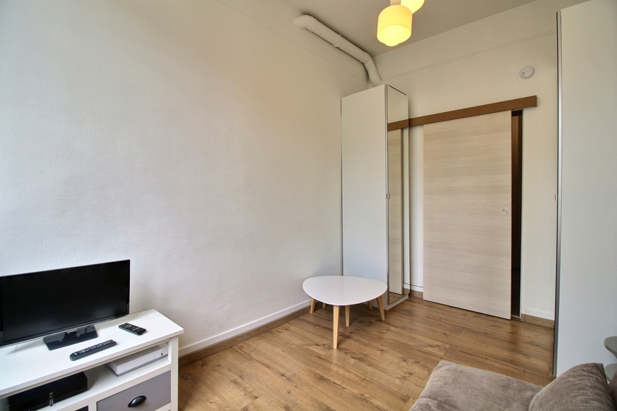Image 2 de Location Appartement 19m2 Paris 9