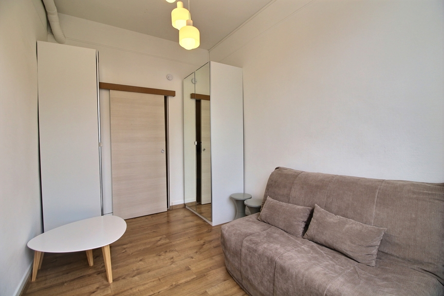 Image 3 de Location Appartement 19m2 Paris 9