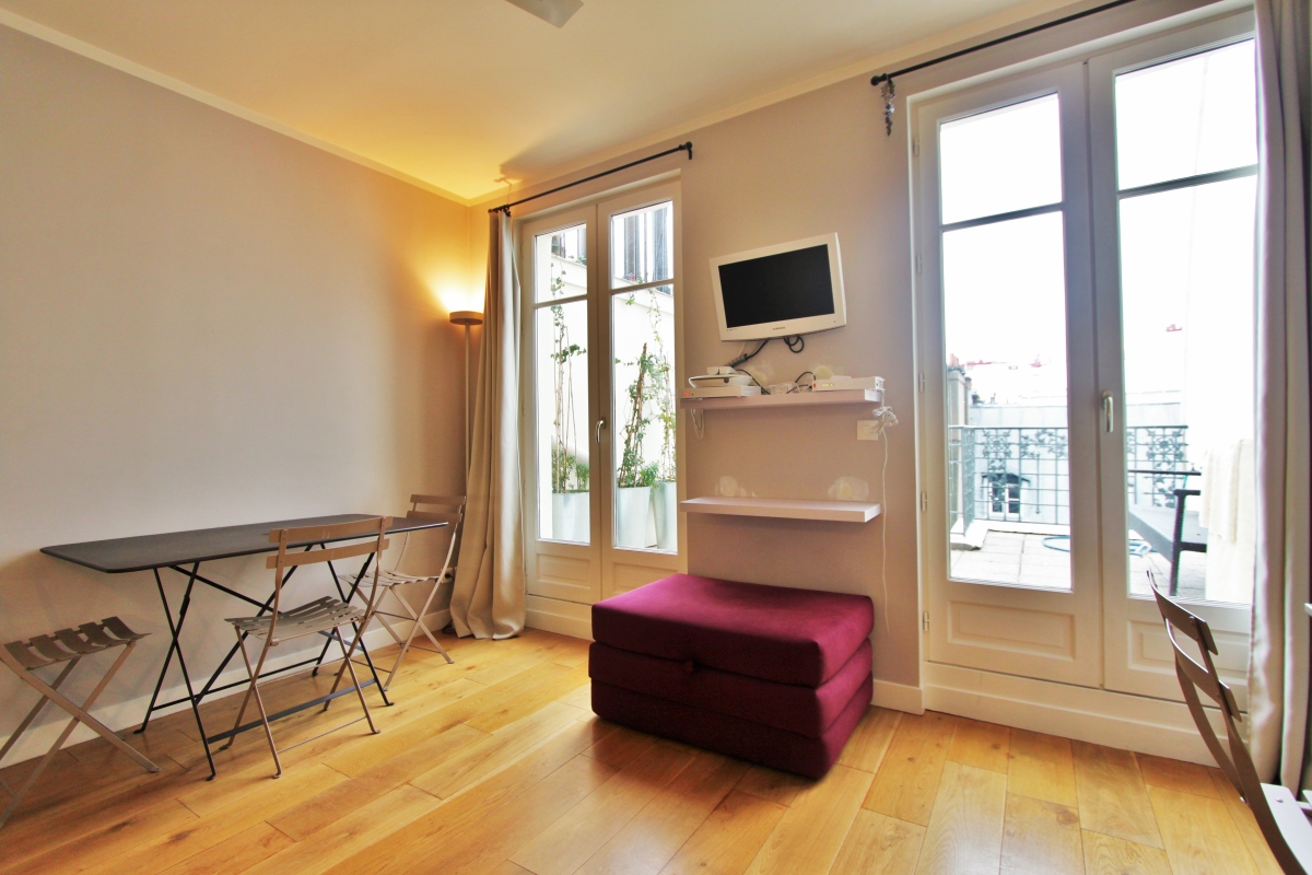 Image 4 de Location Appartement 16m2 Paris 2