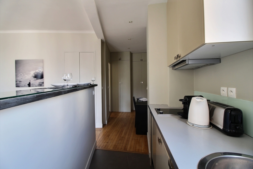Image 3 de Location Appartement 26m2 Paris 8