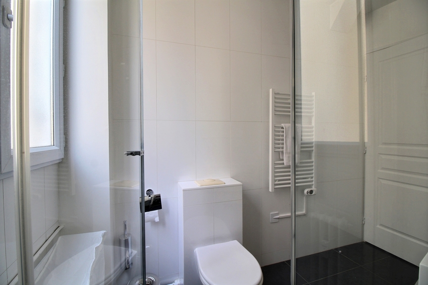 Image 5 de Location Appartement 26m2 Paris 8