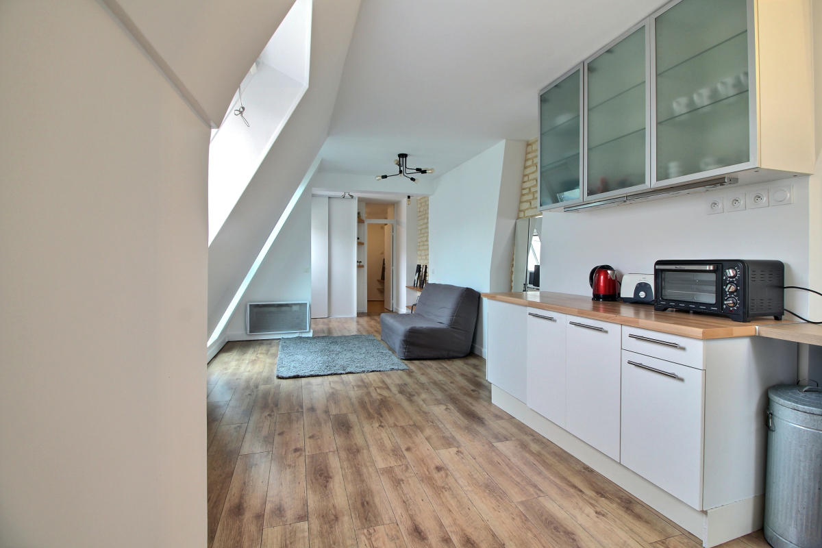 Image 3 de Location Appartement 43m2 Paris 10
