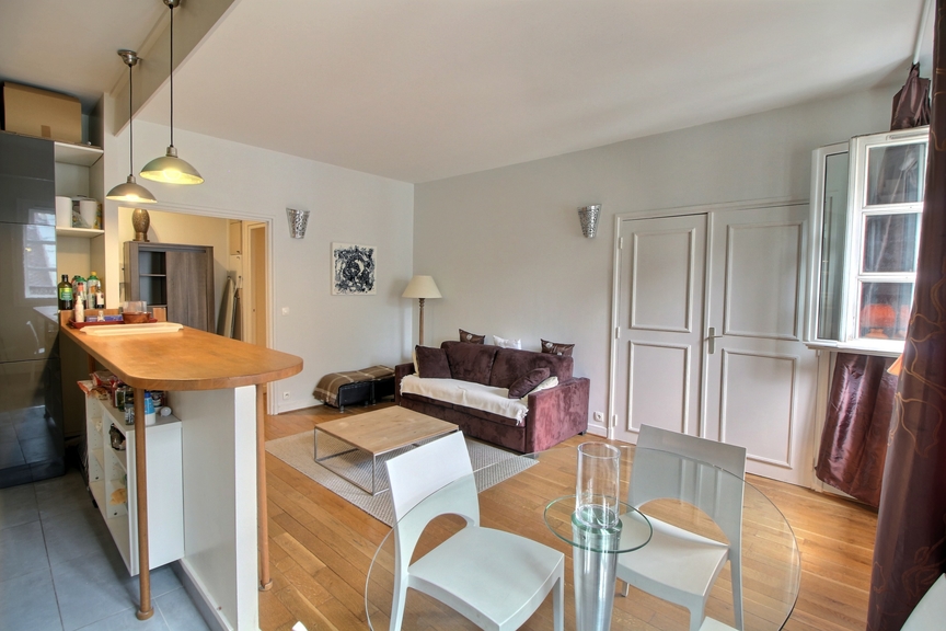 Image 4 de Location Appartement 49m2 Paris 3