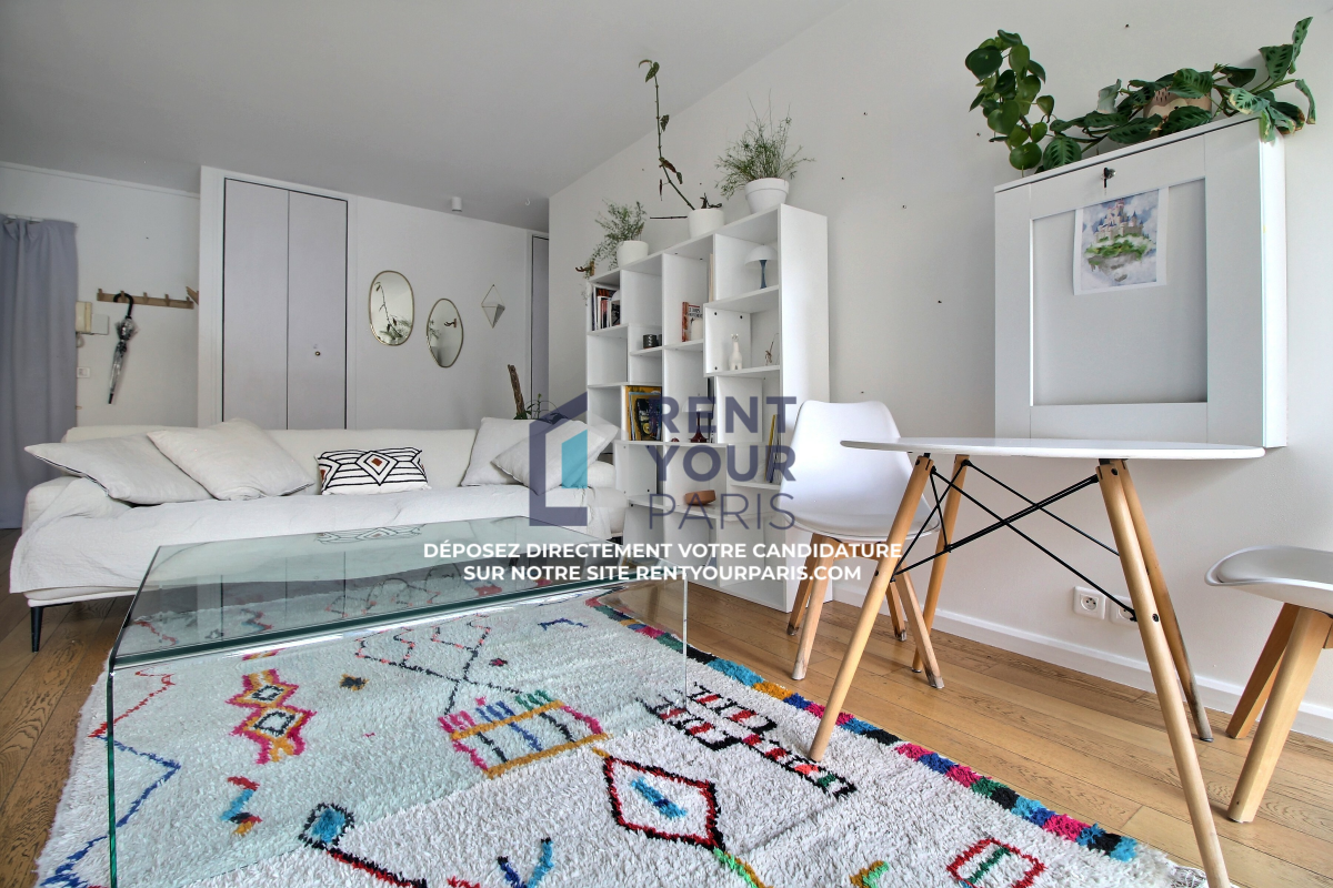 Image 2 de Location Appartement 56m2 Paris 19
