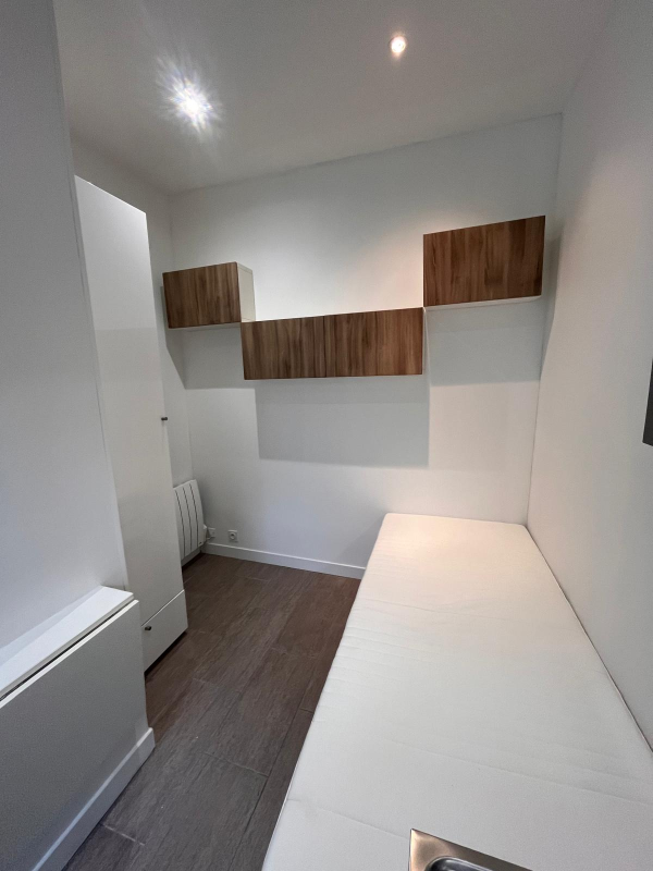 Image 2 de Location Appartement 10m2 Paris 18
