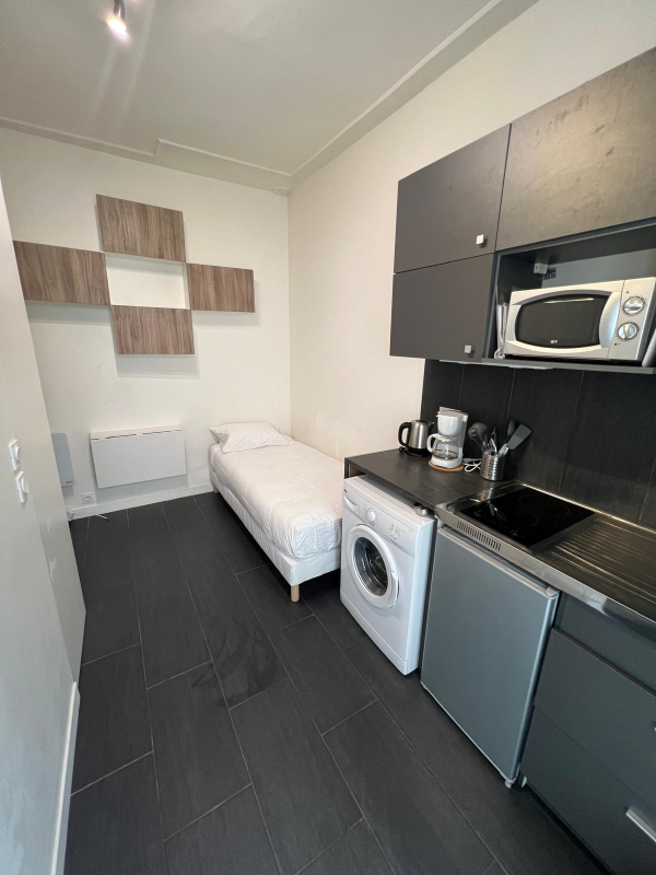 Location Appartement 12m2 Paris 18